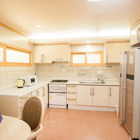 Jeju Sullem Pension Экстерьер фото