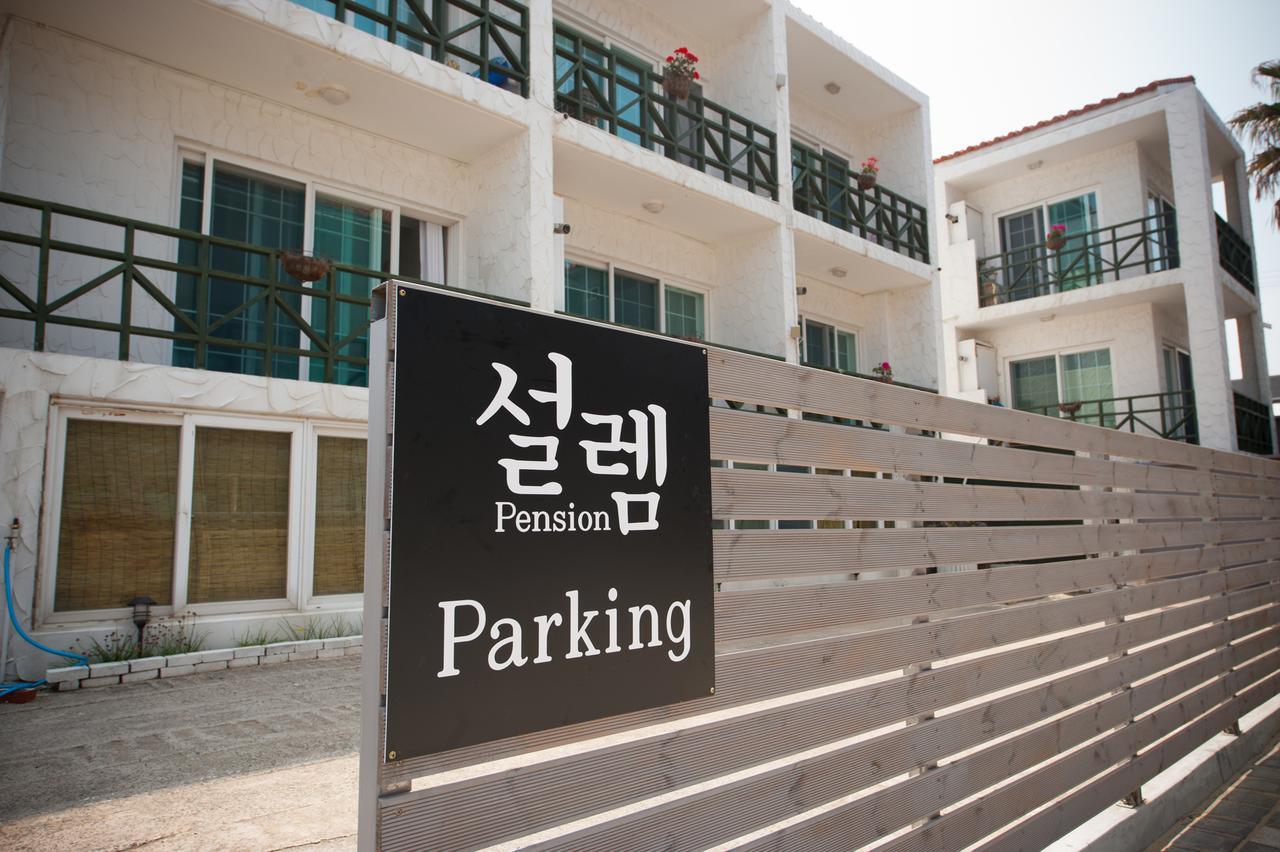Jeju Sullem Pension Экстерьер фото