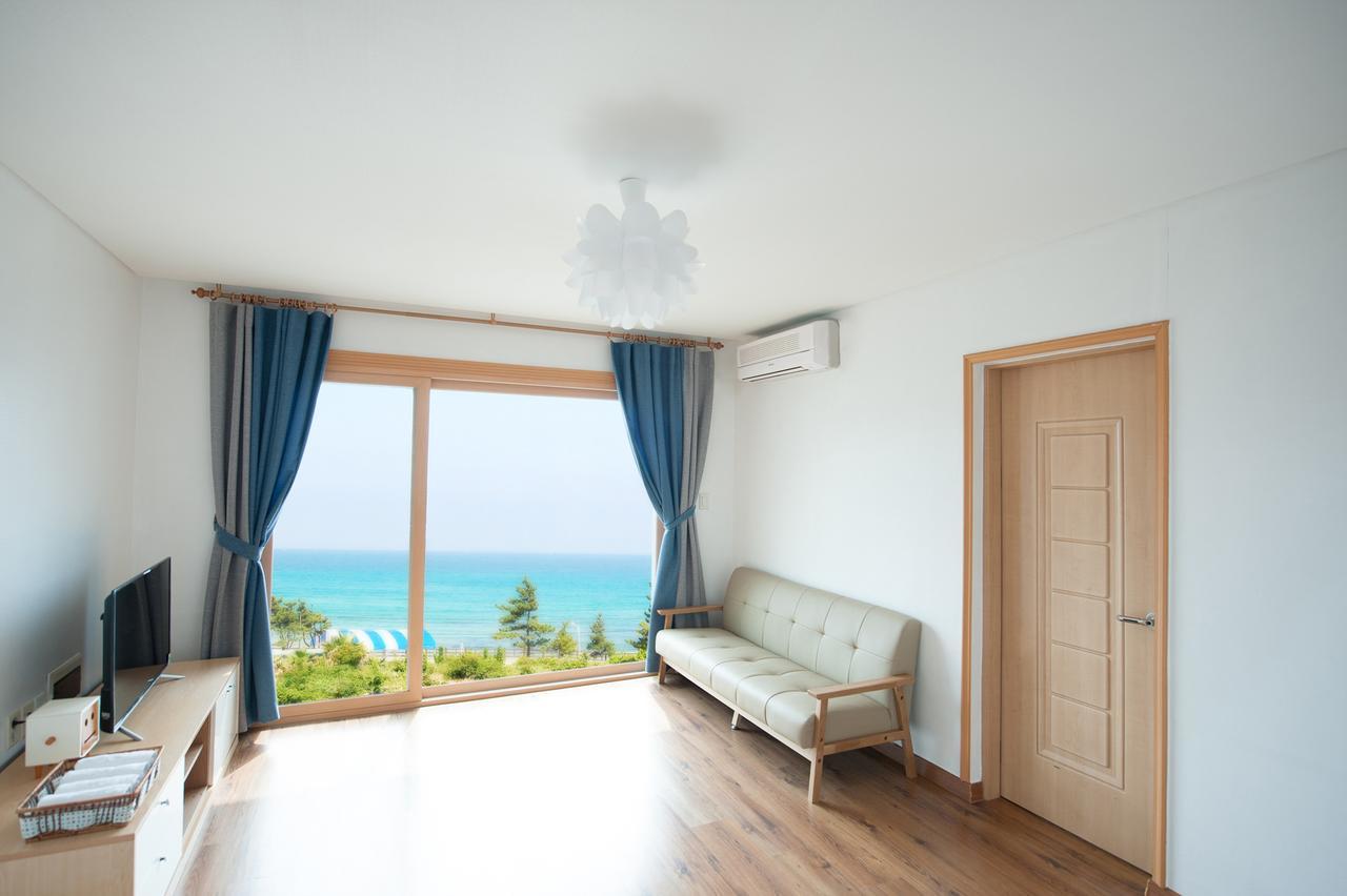 Jeju Sullem Pension Экстерьер фото