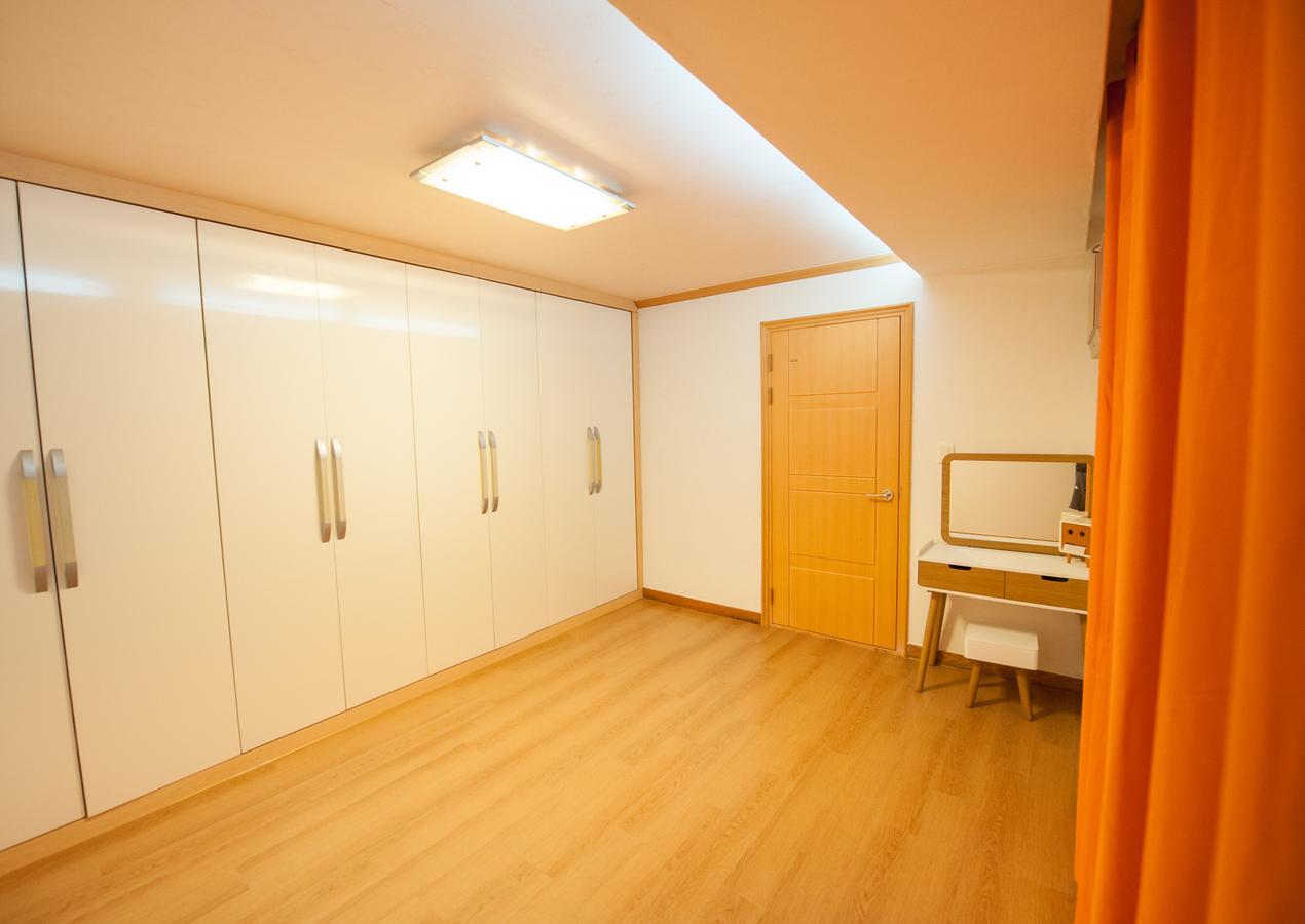 Jeju Sullem Pension Экстерьер фото